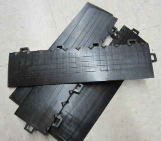   Edge 12 Garage Interlocking Black Edge Pieces for Modular Floor Tile
