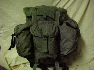 US Gi Military Medium Back Pack w Al Alice Frame