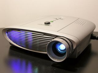  LS110 projector HDTV Home Theater for outdoor backyard Movie Games FUN