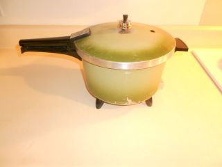 Vintage 1960s  6qt Electric Pressure Cooker Fryer