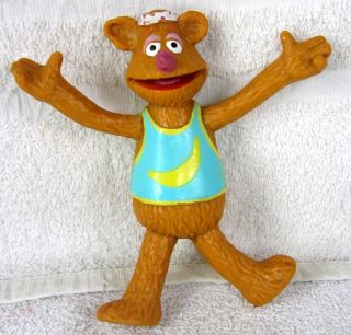 The Muppets Fozzie Bear Bendable Figure from 1989