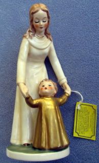 Goebel Figurine Her Shining Hour Mother Child Mint