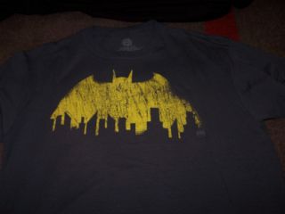 New Batman Logo Gotham City Skyline T Shirt Size XL