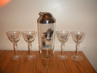  Glass Martini Cocktail Liquor Shaker with 4 Duck Glasses