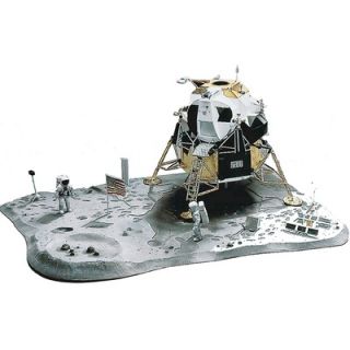 Revell 148 Lunar Landing Plastic Model Kit