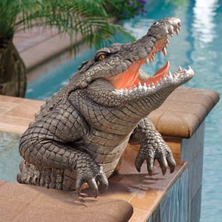 Design Toscano Snapping Swamp Gator Statue   DB383090