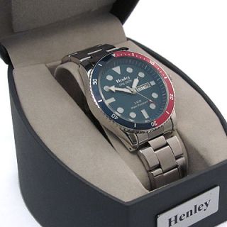 Henley Mens Day Date Watch Classic Style 301 Stainless Steel Bracelet