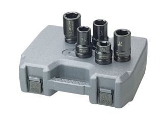 Ingersoll Rands SK8C5T combo kit includes five truck service sockets