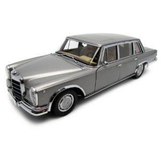  Pullman Limousine Silver 118 AutoArt Diecast Car Model Toys & Games