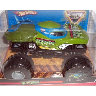  Hot Wheels Monster Jam 124 Scale Truck (Large Version) Toys & Games