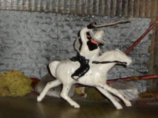 Barclay Lead Toy Cowboy Figure on Horse with Lasso 1940