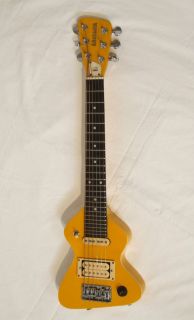  Hondo Chiquita Travel Guitar 1983