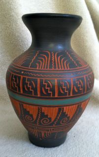 Handmade Etched Navajo Pottery Dewayne and Heather Eskeets