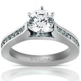 Diagona 38055, Round Cut Diamond Engagement Ring in 18KT