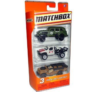 2009 Matchbox DESERT ADVENTURE 3 Car Pack Gift Set   Dark