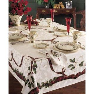   Lenox Holiday Nouveau Tablecloth, 70 Round
