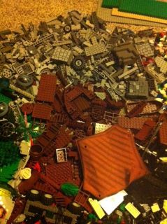 Huge Lego Lot Over 100LB Star Wars Castle Space City Pirates and More