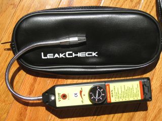 HVAC Tool Kit Vacuum Pump Leak Detector Clamp Meter New