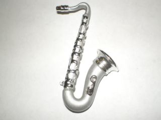 Vintage Silvertone Music Saxaphone Sax WOW Brooch Pin