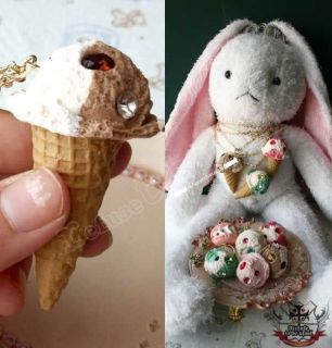 Japan Chocolate Vanilla Ice Cream Waffle Cone Necklace