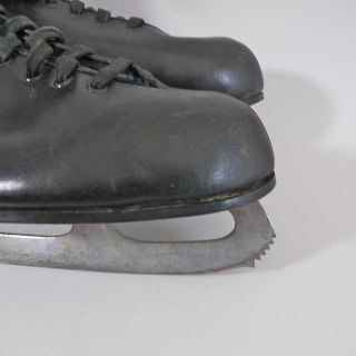 Vtg Black Leather Steel Mens Canadian Ice Skates 11