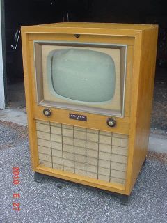 Vintage 1950 Sylvania 7130B Television Blonde Wood TV