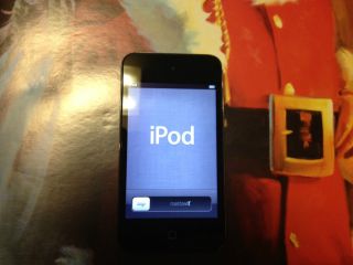 iPod Touch 4th Generation 32 Gb (Black) Great Condition Perfect