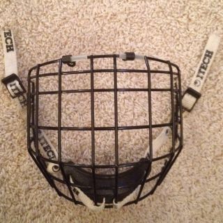 Itech Hockey Helmet Metal Facemask Medium