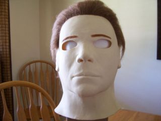 1985 Don Post Studios Halloweens Michael Meyers Mask