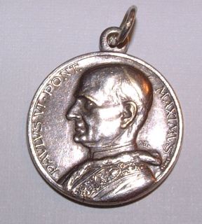 Medal Paulus VI Pont Maximus Medallion Charm Pope Paul VI Pontiff Italy  