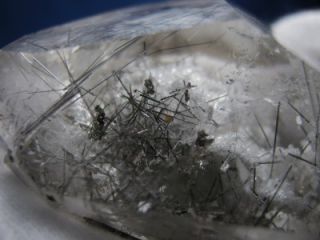 SILVER RUTILE IN QUARTZ CRYSTAL POINT FROM BRAZIL  