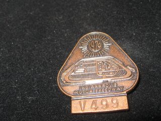 1974 Bronze Indy 500 Pit Badge Indianapolis 500 Pin Pass Johnny Rutherford  