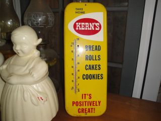 Vintage Advertising Thermometer Kerns Bread Rolls Cakes Cookies