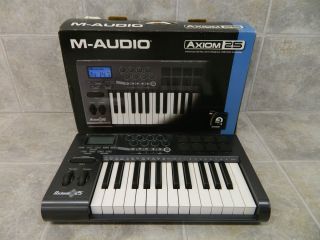 Axiom Advanced 25 Key USB MIDI Controller Keyboard No accessories