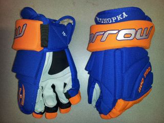 New York Islander Konopka Harrow 300 Pro Hockey Gloves 15