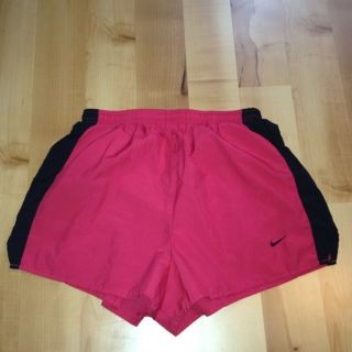 Nike Womens Size Medium Dri Fit Athletic Shorts Store BOUGHT Condition