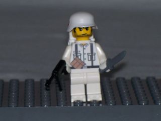 Lego Minifig WWII Winter German Soldier with Full Gear