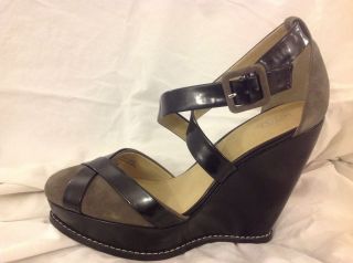 DSW LEVITY WEDGE SIZE 10 M BLACK STRAPS WITH GRAY SUEDE HEELS MONSTER