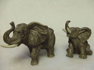 Porcelain Elephant Figurines Joe Z Lefton 1989