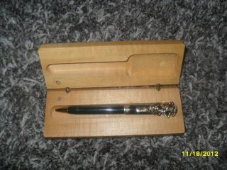 Tazmanian Devil Pen in Wooden Box