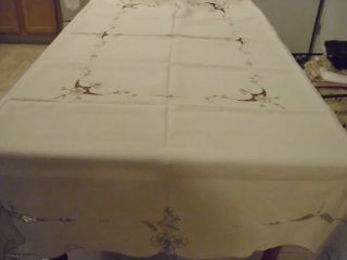 Vintage Madeira Linen Embroidered Tablecloth 73x86