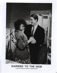 Mercedes Ruehl Married to The Mob Movie Still Signed