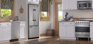 new Viking D3 Kitchen Package Refrigerator dishwasher range Microwave