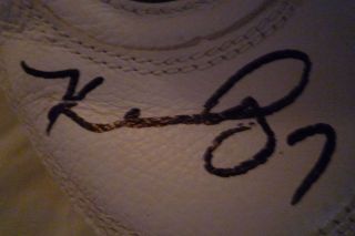 Kelenna Azubuke Autographed Game Used Shoes Nike Elite