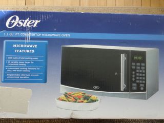 Oster 1 1 CU ft 1000W Countertop Microwave Oven OGB61101
