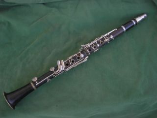 ANTIQUE OLD 26 INCHES WOODEN FLUTE  CLARINET FOR SMALL REPAIR OR PARTS