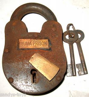 Yuma Prison Penitentiary Padlock Cast Iron Lock with 2 Working Keys