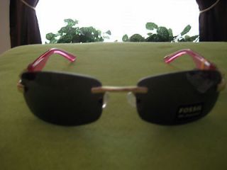 Brand New with Tags Pair of Beautiful Ladies Fossil Sunglasses