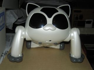 bandai bn 1 robot cat, aibo like, japan import