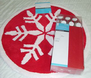 RED AND WHITE SNOWFLAKE CHRISTMAS #3 SHOWER CURTAIN, HOOKS & ROUND